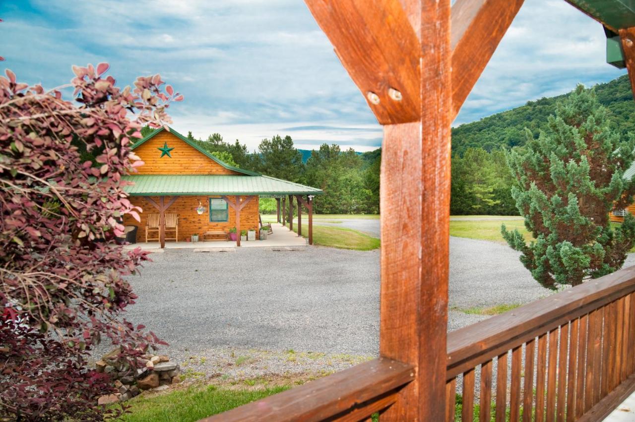 7Cs Lodging Flintstone Exterior foto
