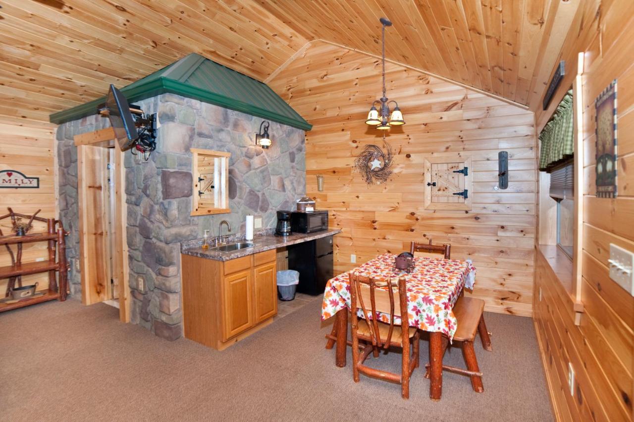7Cs Lodging Flintstone Exterior foto